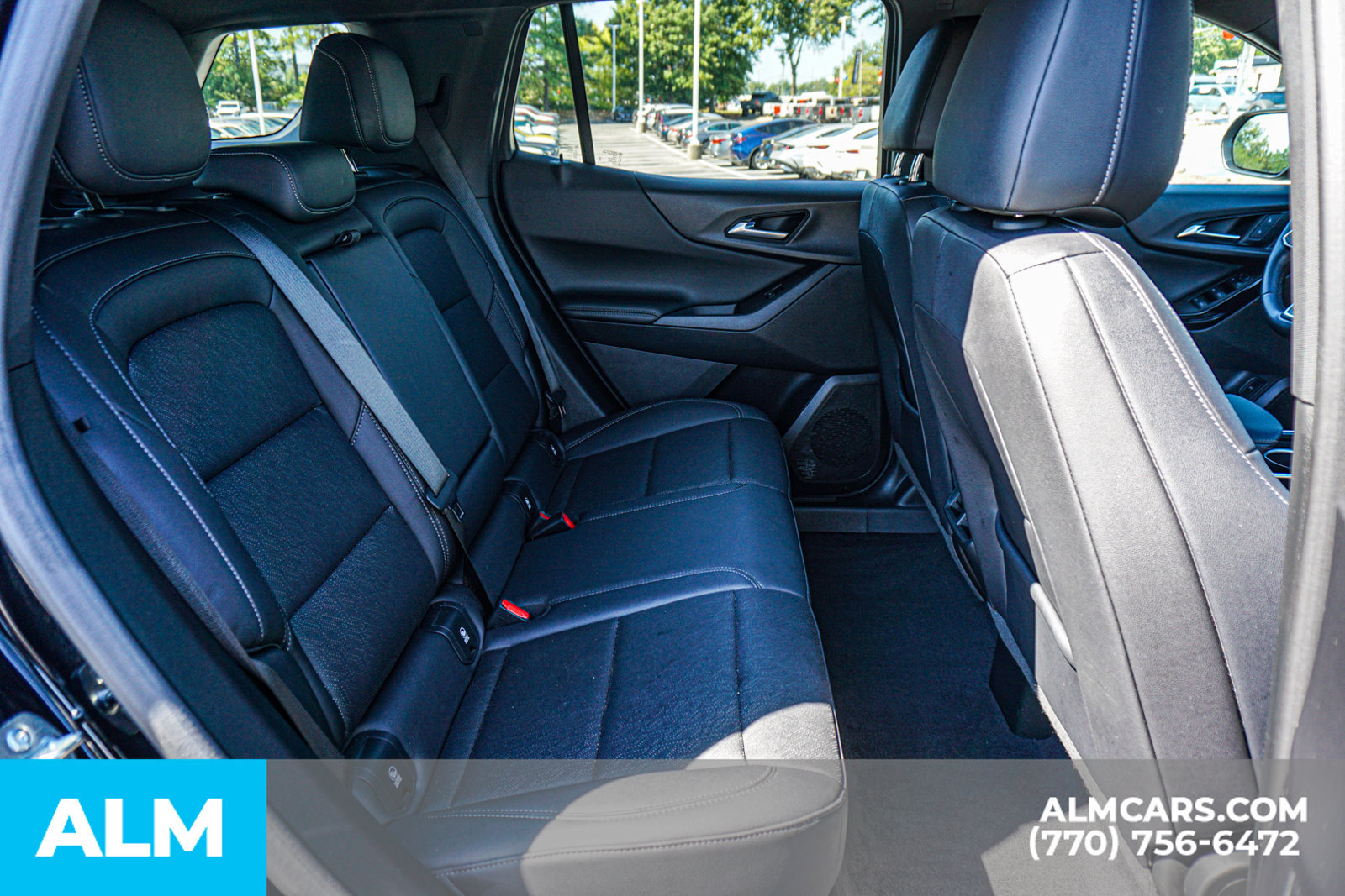Used 2025 Chevrolet Equinox LT w/ Convenience Package II FWD image 23