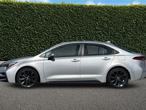 Used 2024 Toyota Corolla XSE FWD image 8