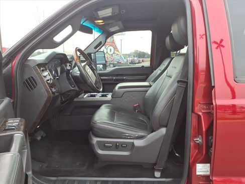 Used 2014 Ford F250 Platinum w/ FX4 Off-Road Package image 12