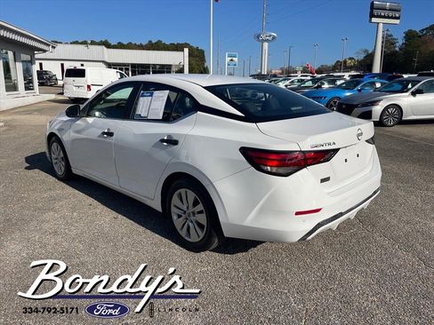 Used 2024 Nissan Sentra S image 12