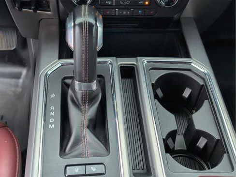 Used 2018 Ford F150 Platinum w/ Equipment Group 701A Luxury AWD/4WD image 21