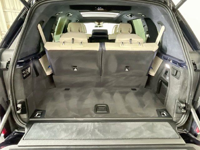 Used 2019 BMW X7 xDrive40i w/ Premium Package AWD/4WD image 28