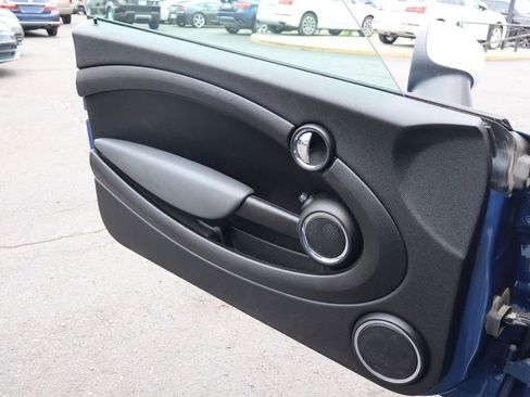 Used 2012 MINI Cooper Hardtop w/ Cold Weather Pkg image 21