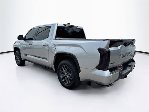 Used 2022 Toyota Tundra Platinum AWD/4WD image 30