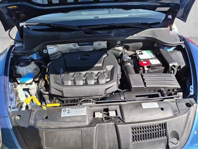 Used 2018 Volkswagen Beetle 2.0T FWD image 24