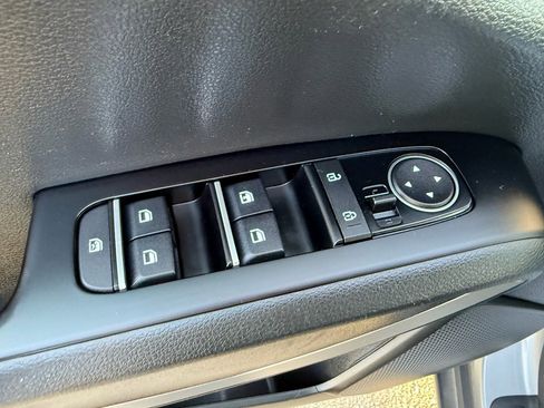 Used 2022 Kia Soul LX w/ Technology Package FWD image 9