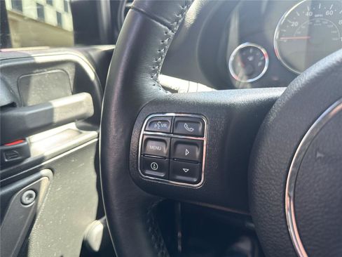 Used 2017 Jeep Wrangler Sport w/ Connectivity Group AWD/4WD image 21
