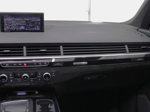 Used 2017 Audi Q7 3.0T Premium Plus image 55