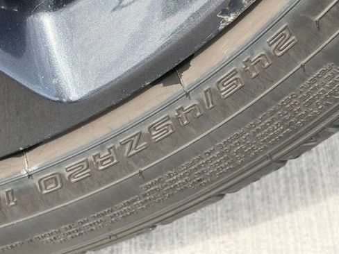 Used 2021 Dodge Charger SXT w/ Blacktop Package image 34