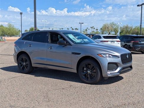 New 2026 Jaguar F-PACE R-Dynamic S image 8