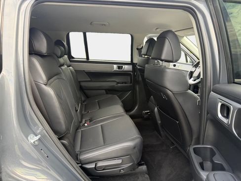 Used 2026 Hyundai Santa Fe SEL FWD image 12