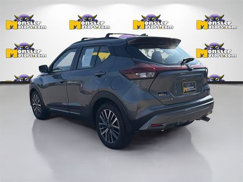 Used 2021 Nissan Kicks SR w/ Exterior Package image 7
