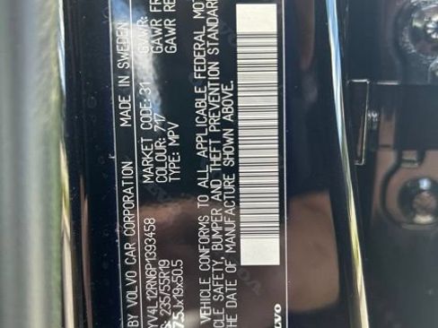 Certified 2023 Volvo XC60 B5 Plus AWD/4WD image 29