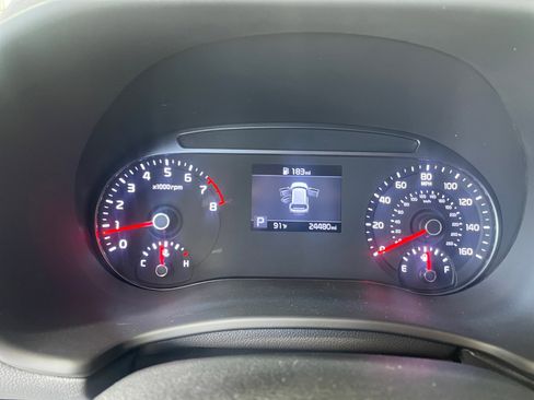 Used 2022 Kia Soul LX FWD image 10