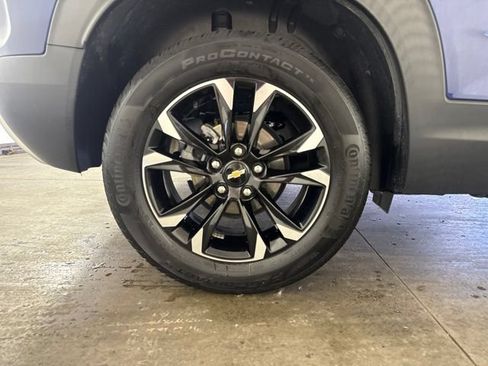 Used 2023 Chevrolet TrailBlazer LT FWD image 10