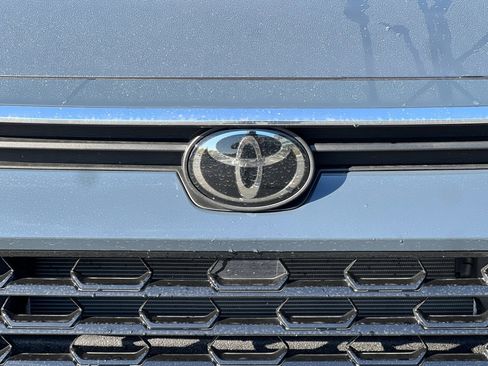 Used 2024 Toyota Grand Highlander XLE image 47