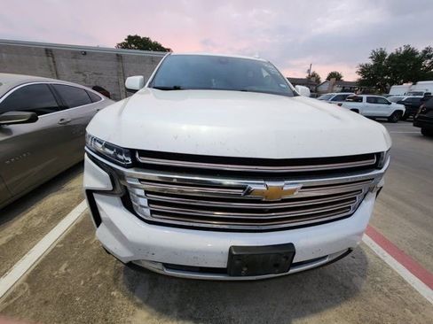 Used 2021 Chevrolet Tahoe High Country w/ Premium Package image 2