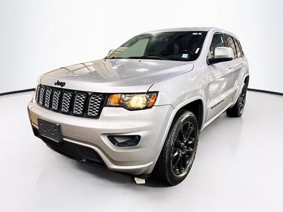 Used 2020 Jeep Grand Cherokee Altitude