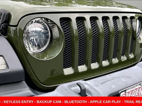 Used 2020 Jeep Wrangler Unlimited Sport AWD/4WD image 30