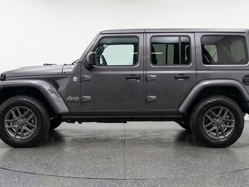 Used 2025 Jeep Wrangler Unlimited Sport AWD/4WD image 5