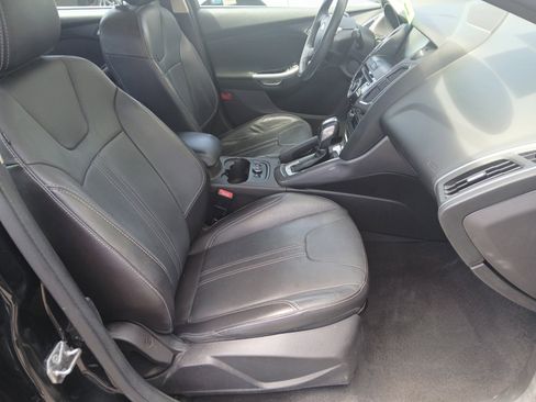 Used 2014 Ford Focus Titanium image 20