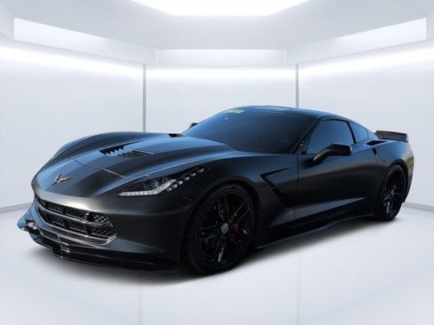 Used 2017 Chevrolet Corvette Stingray Coupe w/ 2LT Preferred Equipment Group RWD image 7