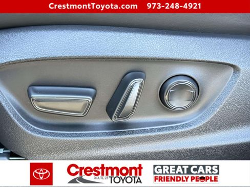 Certified 2026 Toyota Crown XLE image 18