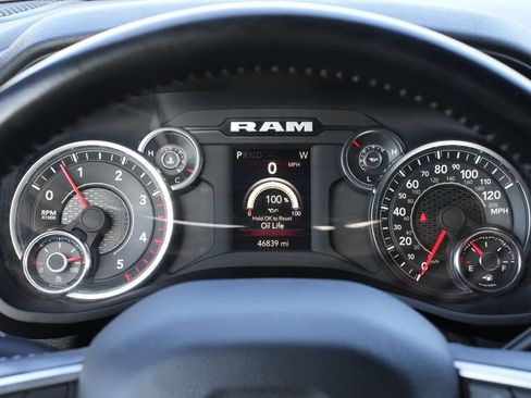 Used 2024 RAM 2500 Big Horn AWD/4WD image 9