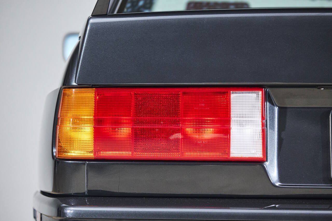 Used 1988 BMW M3 Coupe RWD image 26