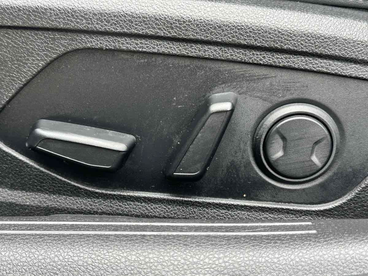 Used 2022 Kia K5 GT-Line AWD/4WD image 12