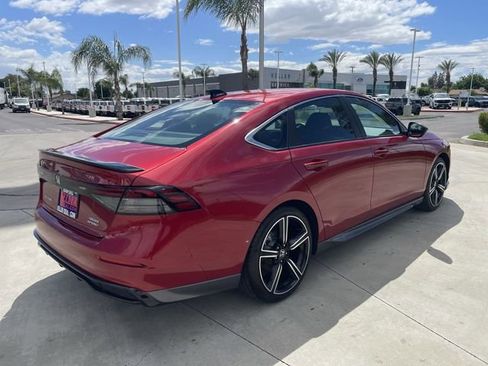 Used 2024 Honda Accord Sport image 8