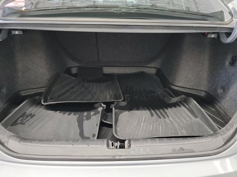 Used 2019 Honda Accord EX image 26