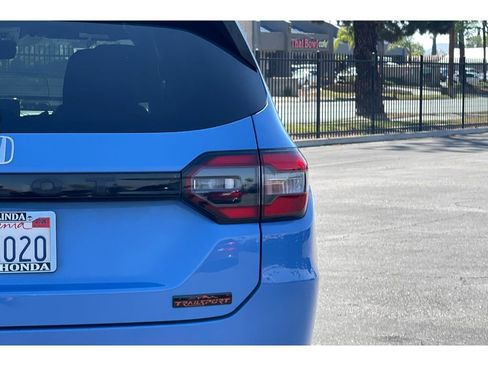 Used 2025 Honda Pilot TrailSport image 16