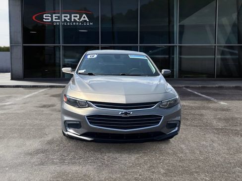 Used 2018 Chevrolet Malibu LT FWD image 8