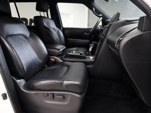 Used 2023 Nissan Armada SL w/ Midnight Edition Package AWD/4WD image 18