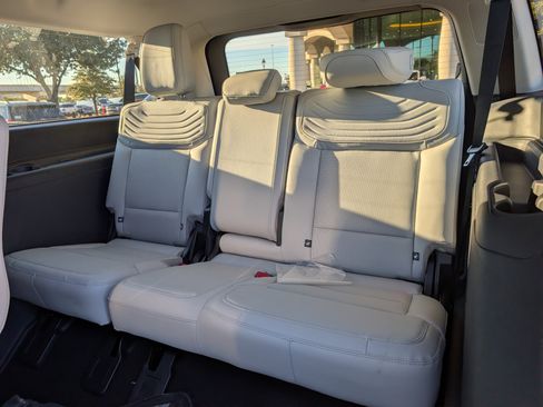 New 2025 Ford Expedition Max Platinum w/ Platinum Ultimate Package image 25