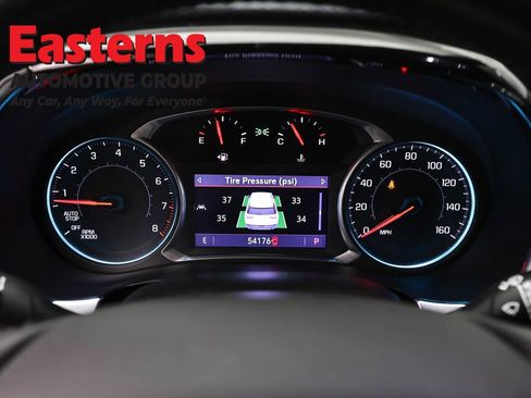Used 2022 Chevrolet Traverse LT FWD image 18