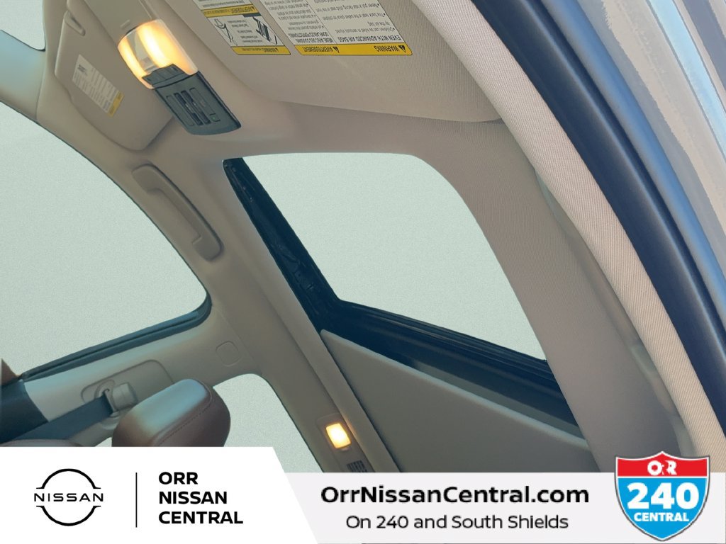 Used 2025 Nissan Pathfinder Platinum w/ Cargo Package FWD image 18