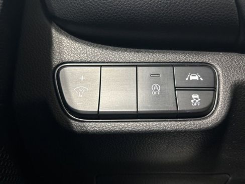 Used 2023 Kia Seltos SX image 23