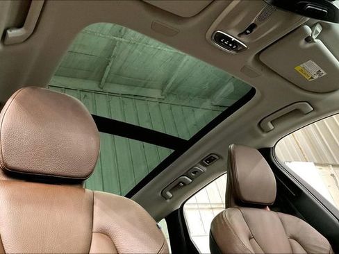 Used 2020 Volvo XC60 T6 Momentum image 22