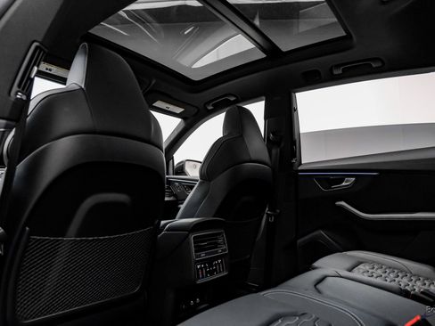 Used 2022 Audi RS Q8 image 60