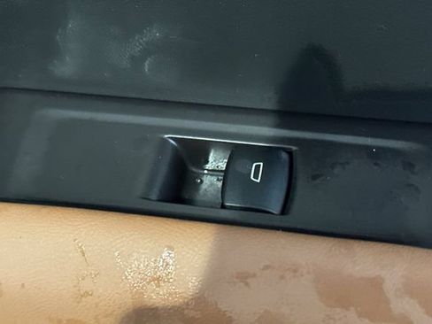 Used 2025 GMC Canyon AT4 w/ Technology Plus Package image 22