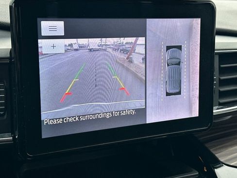 Used 2023 Ford Explorer Limited image 20