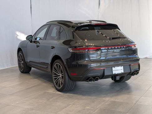 Used 2025 Porsche Macan image 3