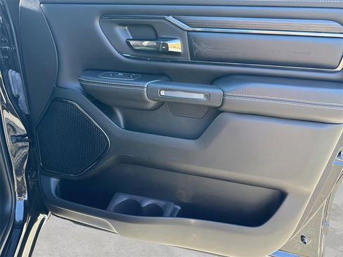 Used 2023 RAM 1500 Limited w/ Trailer Tow Group image 15