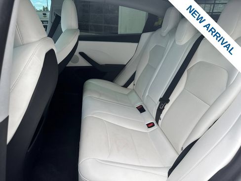 Used 2025 Tesla Model 3 Long Range AWD/4WD image 14