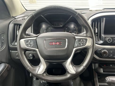 Used 2016 GMC Canyon SLE w/ SLE Convenience Package image 14