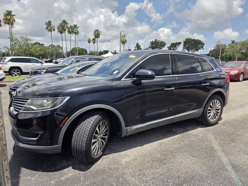 Used 2016 Lincoln MKX Select FWD image 3