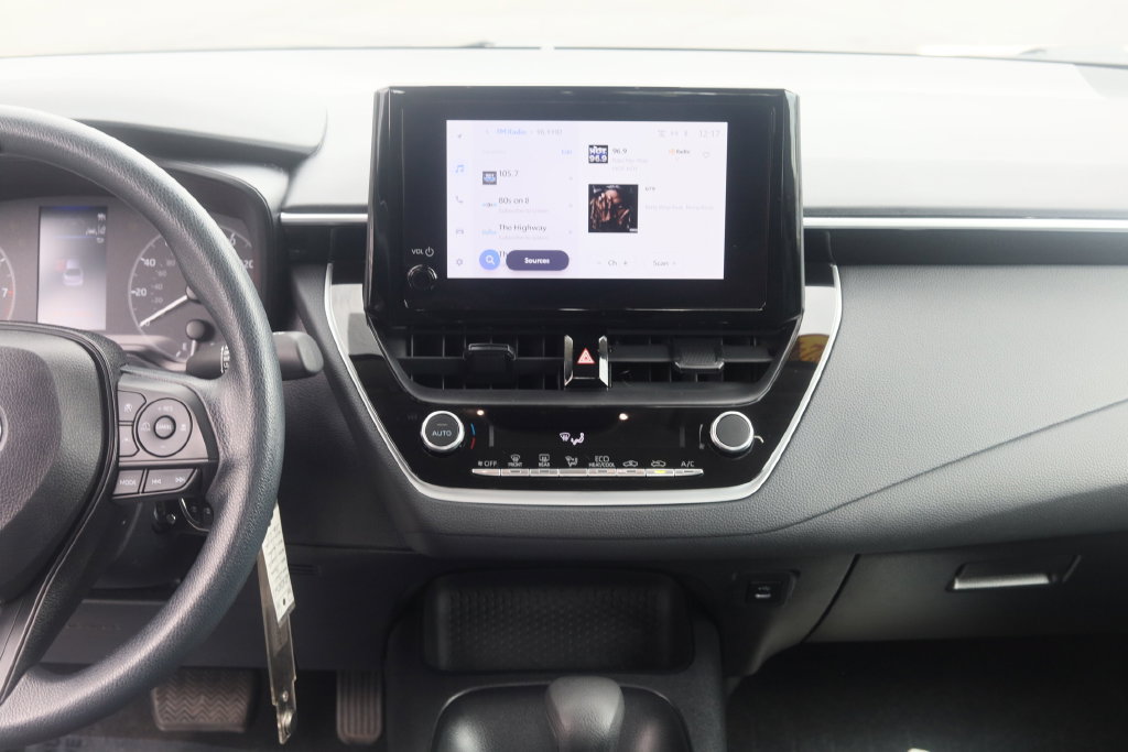 Used 2024 Toyota Corolla LE FWD image 10