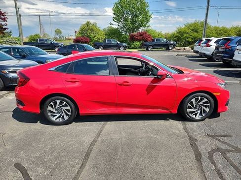 Used 2017 Honda Civic EX image 7